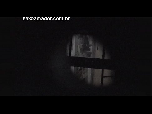 ❤️ Blondie bliver hemmeligt videooptaget af en voyeur fra nabolaget gemt bag hule mursten ❤️❌ Sex at da.freepornhdonlinegay.ru ❌️❤