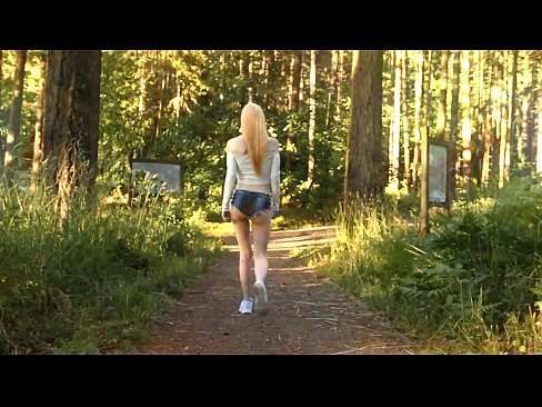 ❤️ Smuk kvinde bevæger sig langsomt, ikke nøgen video ❤️❌ Sex at da.freepornhdonlinegay.ru ❌️❤